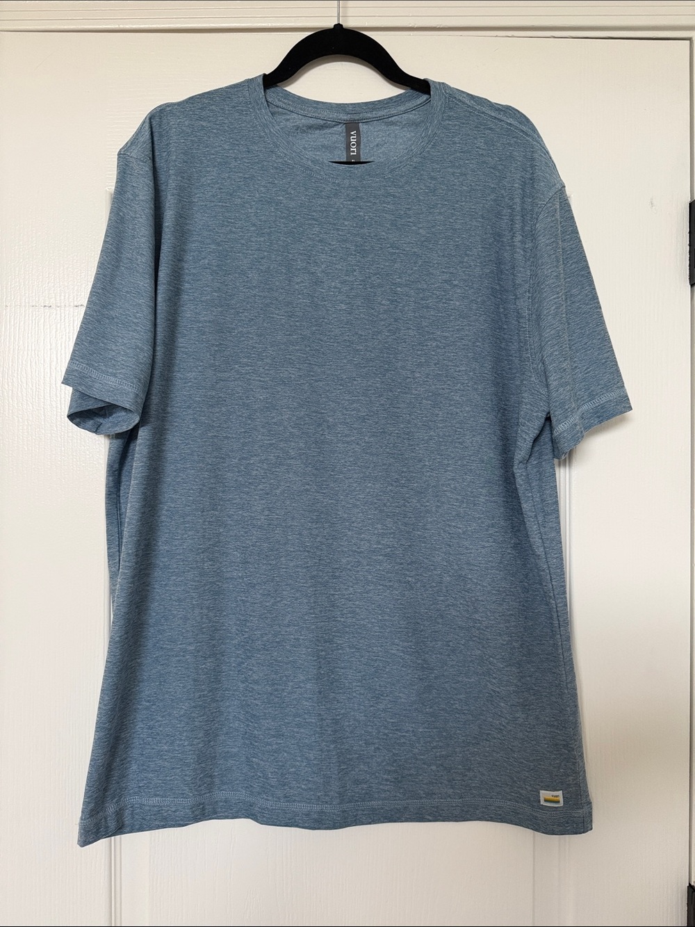 Vuori Men’s Strato Tech T-Shirt - Heather Slate Blue